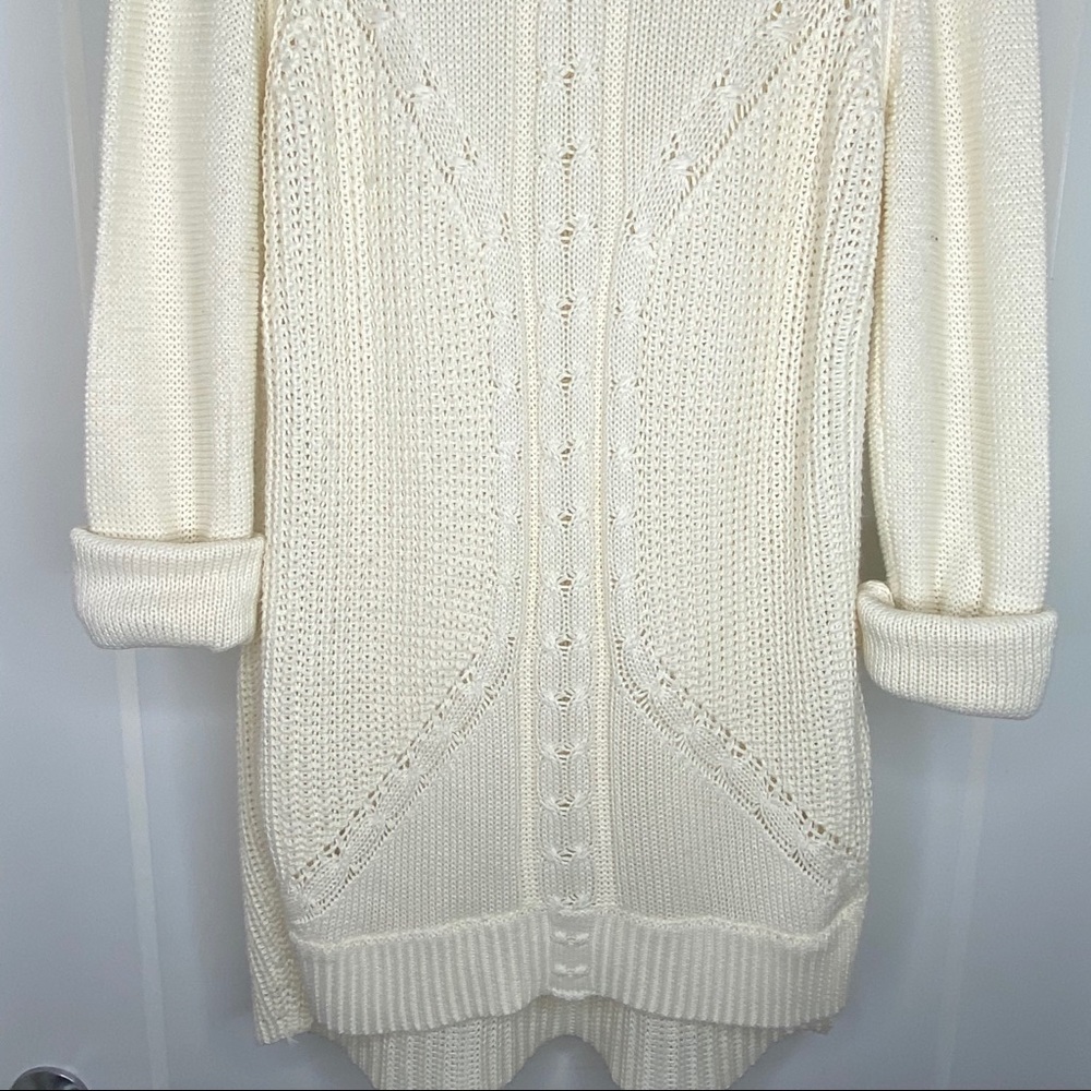 Zara Chunky Cable Knit Sweater Sz | Medium - Picture 4 of 7